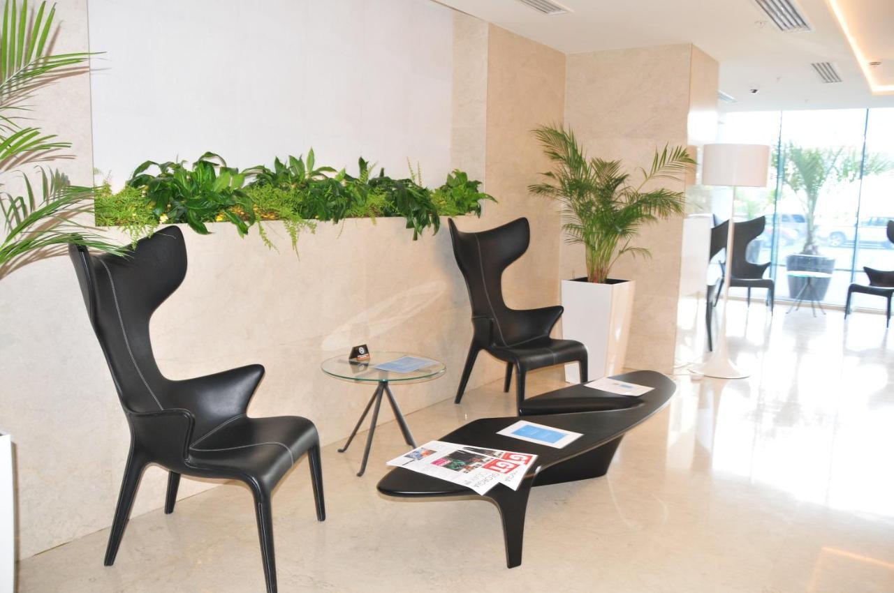 Sea View Apartment Near To The Dancing And Music Fountains Batumi Exterior foto