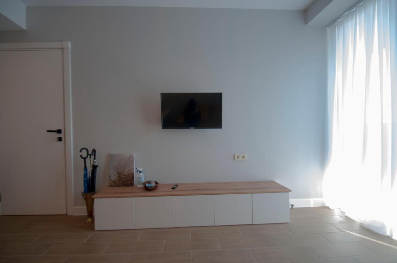 Sea View Apartment Near To The Dancing And Music Fountains Batumi Exterior foto
